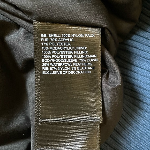 The North Face Men’s Gotham III Waterproof Jacket - Picture 8 of 10